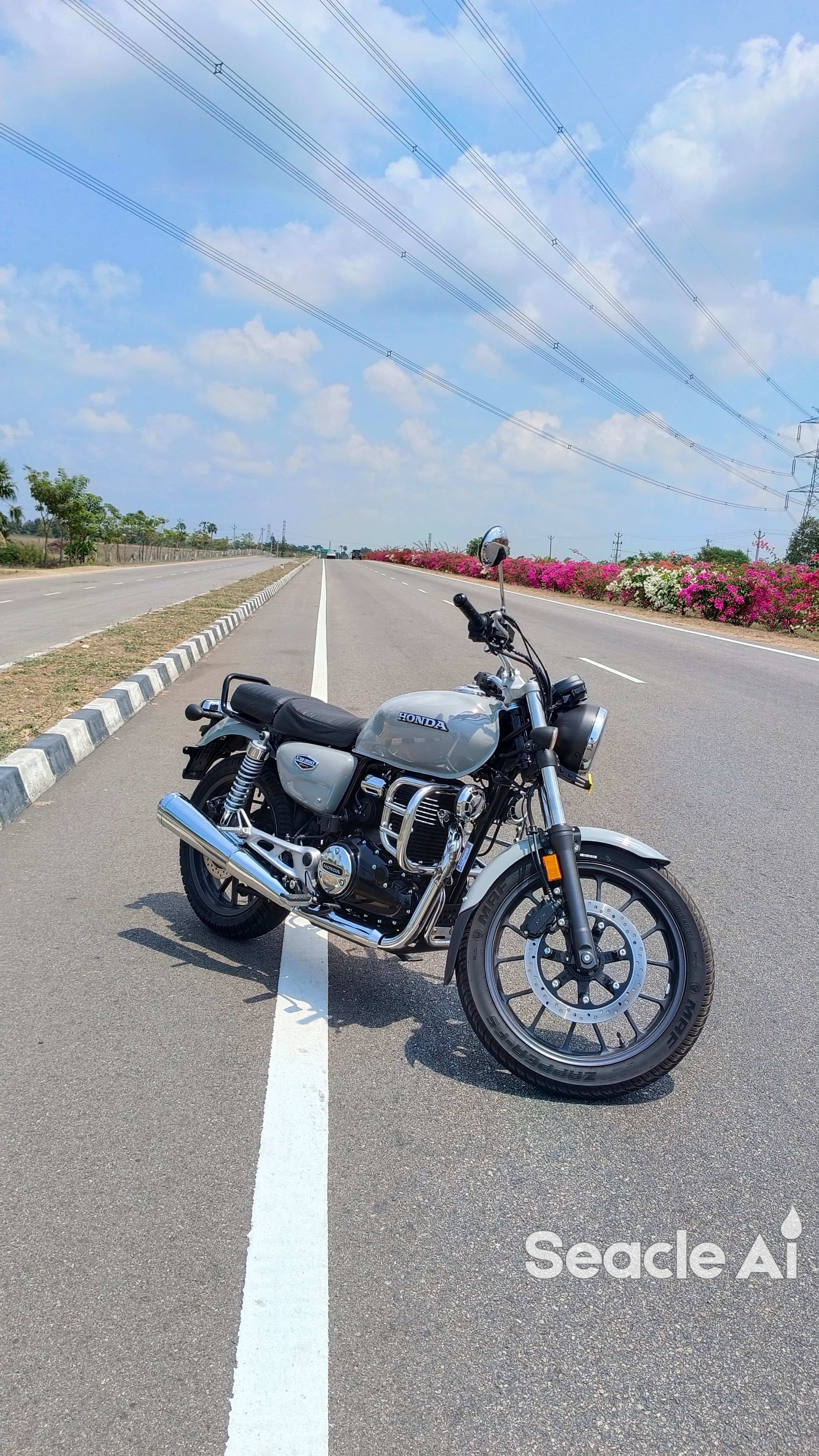 Honda H'ness CB350