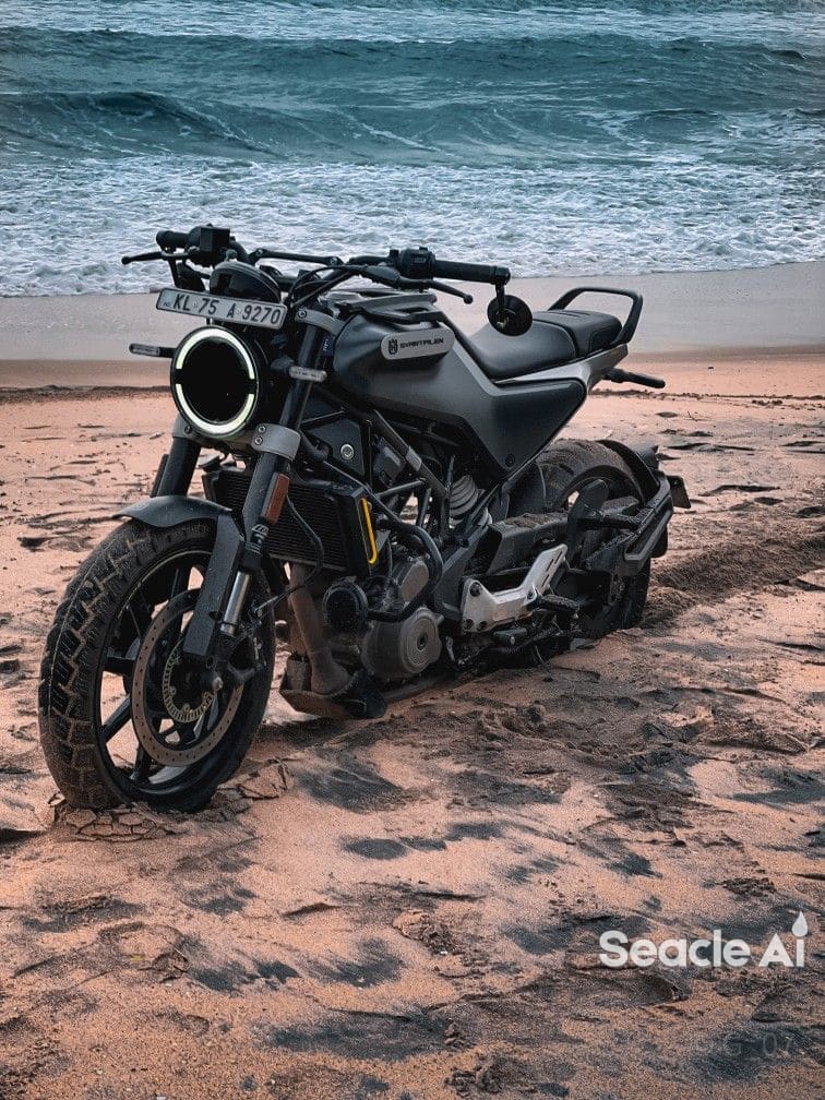 Husqvarna Svartpilen 250